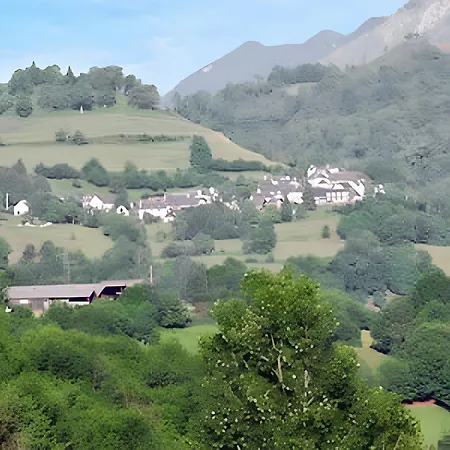 A Avec Terrasse Et Vue Montagne Ferienhaus *