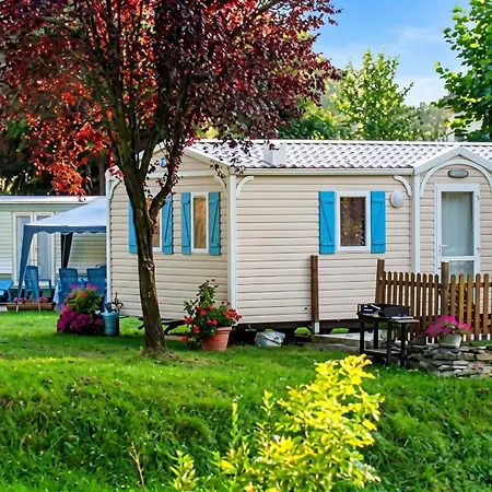 A Avec Terrasse Et Vue Montagne Ferienhaus *